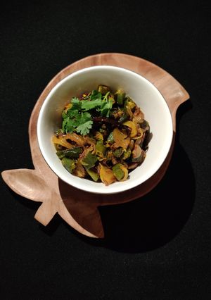A picture of Methi bhindi.