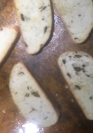 A picture of Melba toast.
