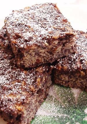 Mákos almás mazsolás süti (liszt nélkül) recept fotója