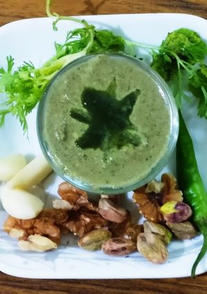 A picture of Pistachios, walnuts,garlic ki chutney.