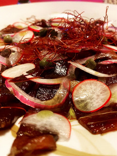 Una foto de Tiradito de atún rojo