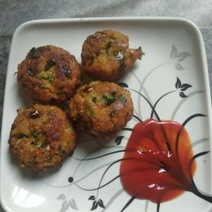 A picture of Poha tikki.