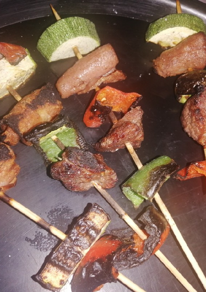Una foto de Brochetas de res 👨‍🍳🔥