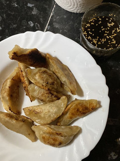 Una foto de Gyozas de verdura y con carne 🧡