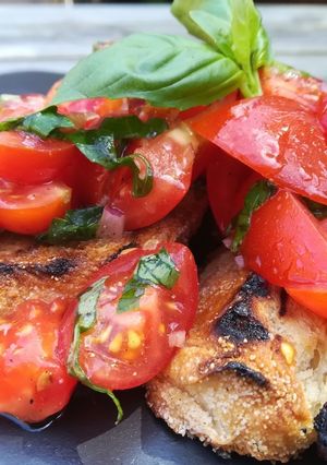 A picture of Bruschetta.