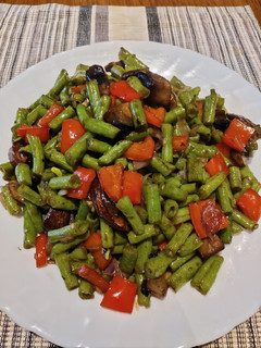 A picture of String Beans with Mushroom.