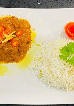 A picture of Red Curry Chicken.