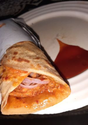A picture of Egg potato roll.