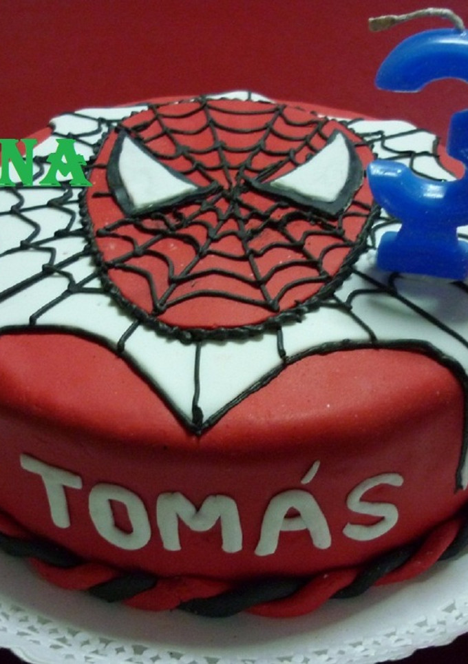 Una foto de Torta el hombre araña cumpleaños de Tomás