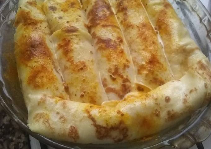 Canelones fáciles de jamón, queso y palmitos con salsa con curry Receta de  Dolores- Cookpad