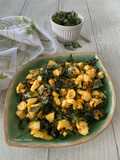 Ayam Goreng Rempah dengan Daun Kari