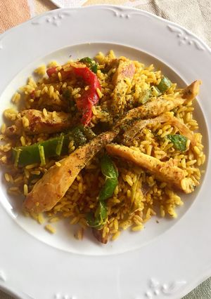 Foto principal de Arroz con pollo y cúrcuma