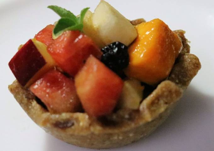 Recipe of Ultimate Fresh fruits and dates tart