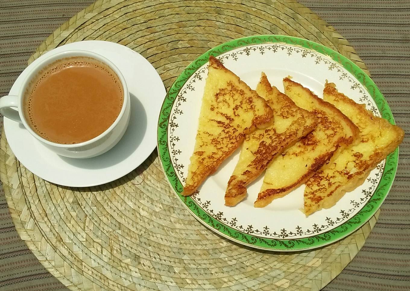 Steps to Prepare Super Quick Homemade French Toast💛🍕🍞
