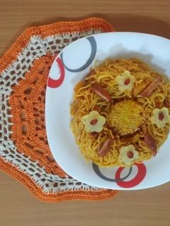 عکسی از دستور ماکارونی با سوسیس و مدال نوروزی