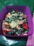 Egg salad with Brazilian spinach and cherry tomatoes