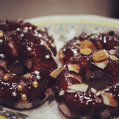 A picture of Donuts without yeast.