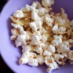 A picture of Popcorns.