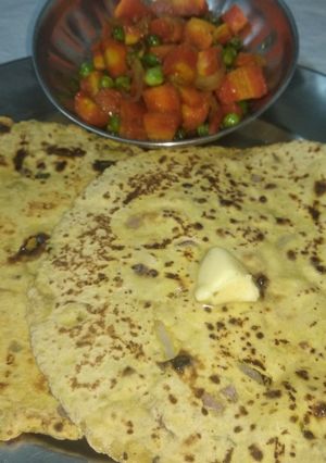 मिस्सी रोटी (Missi roti recipe in hindi) रेसिपी मुख्य फोटो