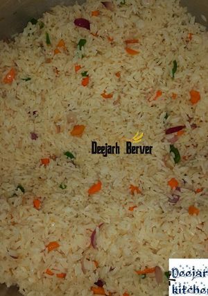 A picture of Veg rice.