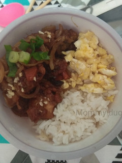 Foto resep Resep Rice bowl Dakgangjeong dengan kearifan lokal ala Mommy duo G