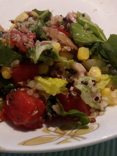 Una foto de Ensalada de Quinoa con Atún
