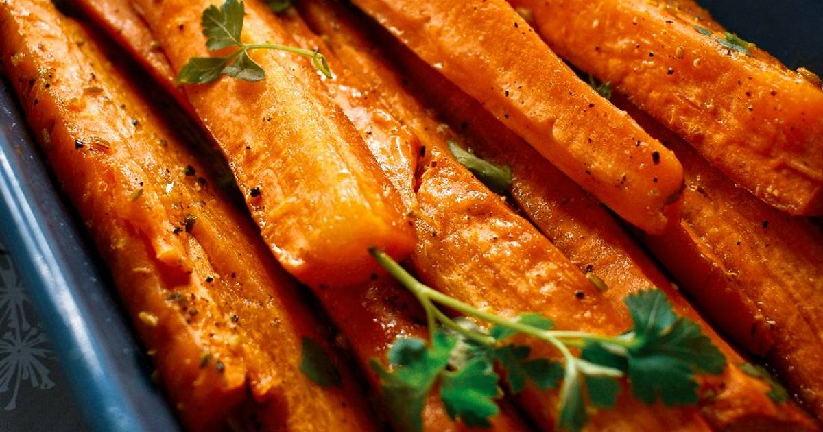 Honey Glazed Roasted Carrots With Fennel Recipe by Natalie Marten