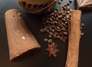Una foto de Café natural de olla: especial de la casa mexicana