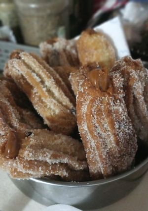 Una foto de Churros rellenos Dulce de leche