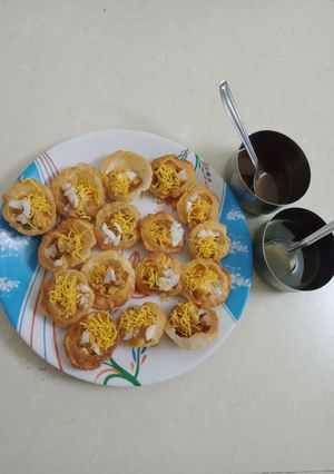 પાણીપુરી (Panipuri Recipe In Gujarati) રેસીપી મુખ્ય ફોટો