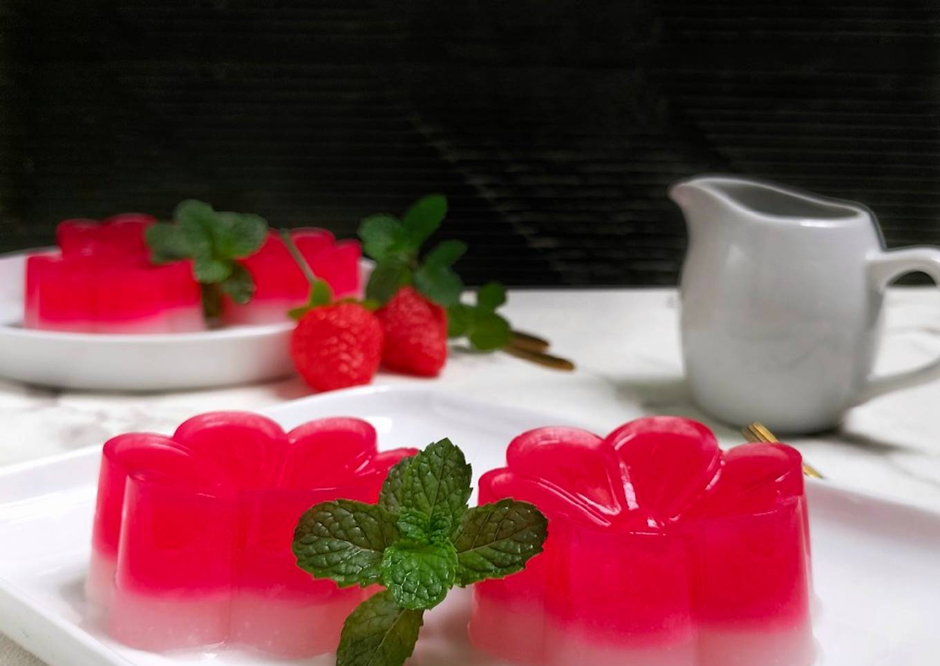 Puding Jelly Merah Putih