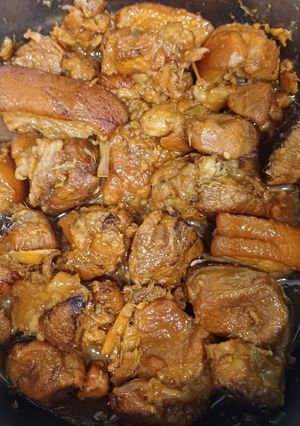 Hình của món Thịt bắp giò (đùi heo) nấu giả cầy.