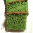 Green tea sponge cake