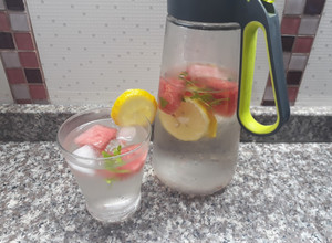 Una foto de Agua saborizada de sandía