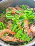 กุ้งอบวุ้นเส้น