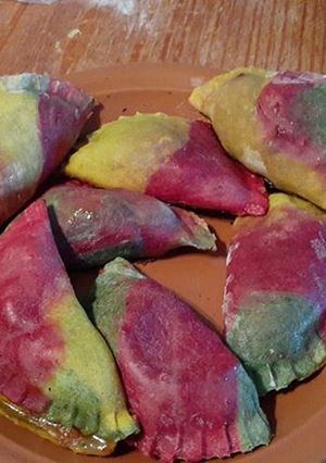 Una foto de Empanadas de colores