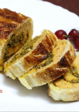 A picture of Chicken Wellington.