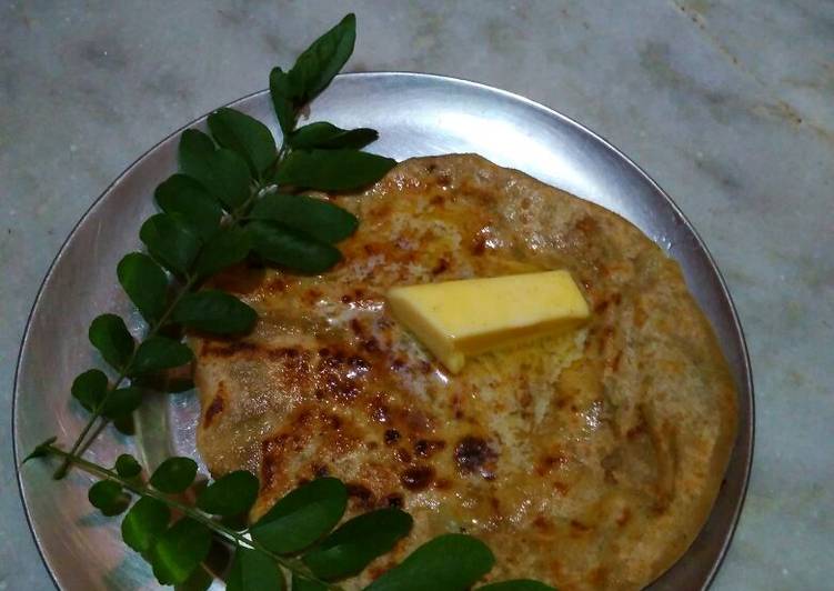 Buttery aloo paratha