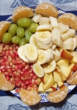Une photo de Assiette de fruits frais ❤