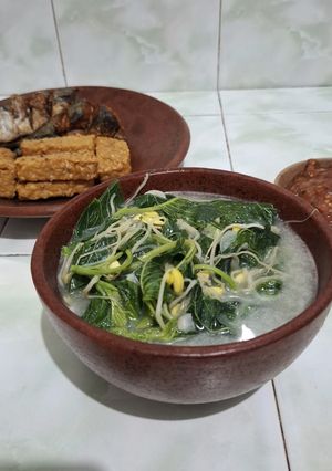 Foto resep Bobor Bayam Oyong Santan 🥬🥥