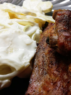 Majonézes-hagymás krumplisaláta recept fotója