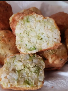 Una foto de Croquetas con Brócoli