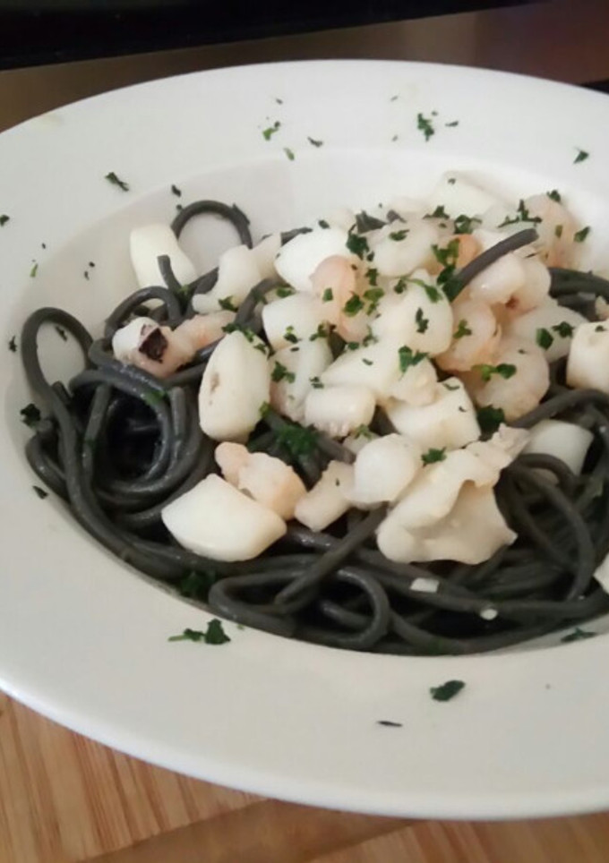 Una foto de Spaghetti nero di seppia