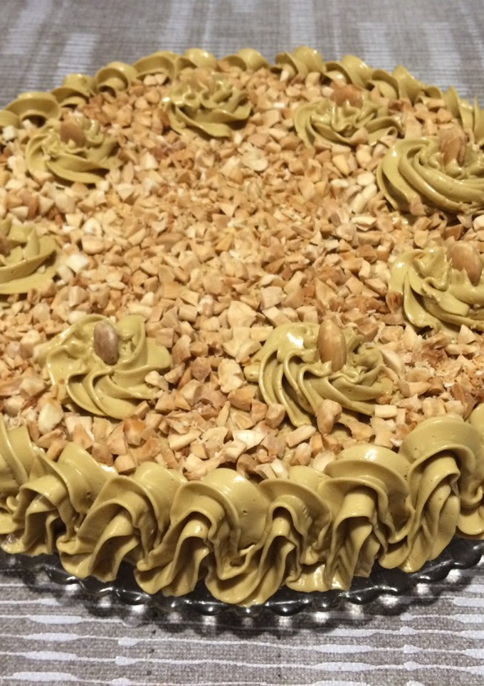 Una foto de Tarta de moka sin azúcar con almendras