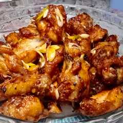 Sayap Ayam Pedas Enak রেসিপির প্রধান ছবি