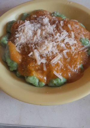Una foto de Ñoquis de espinaca