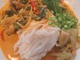 ขนมจีนแกงไก่ใส่หน่อไม้