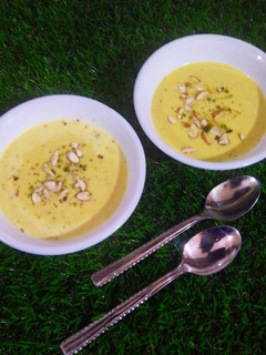 बासुंदी(basundi recipe in hindi) रेसिपी मुख्य फोटो