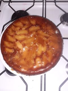 Una foto de Tarta invertida de manzana
