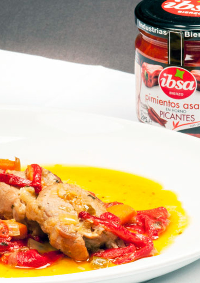 Una foto de Guiso de solomillo y pimientos asados IBSA